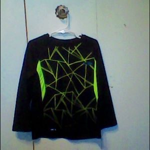 A long sleeve shirt